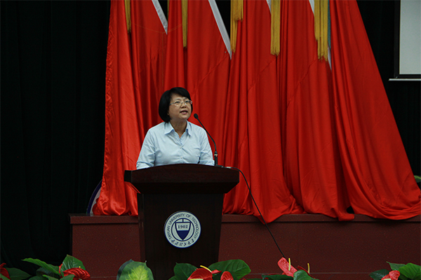 公司举行2017级研究生开学典礼 公司举行2017级研究生开学典礼